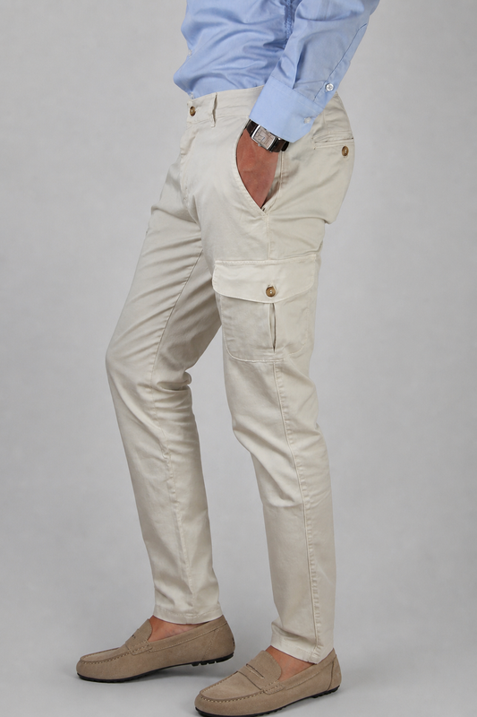 PANTALON CARGO BLANCO CON BOLSILLOS