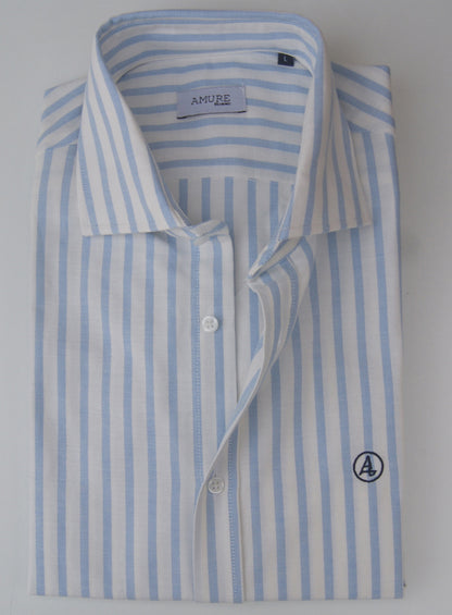 CAMISA OXFORD RAYAS CELESTE, CUELLO SEMI CUTEWAY